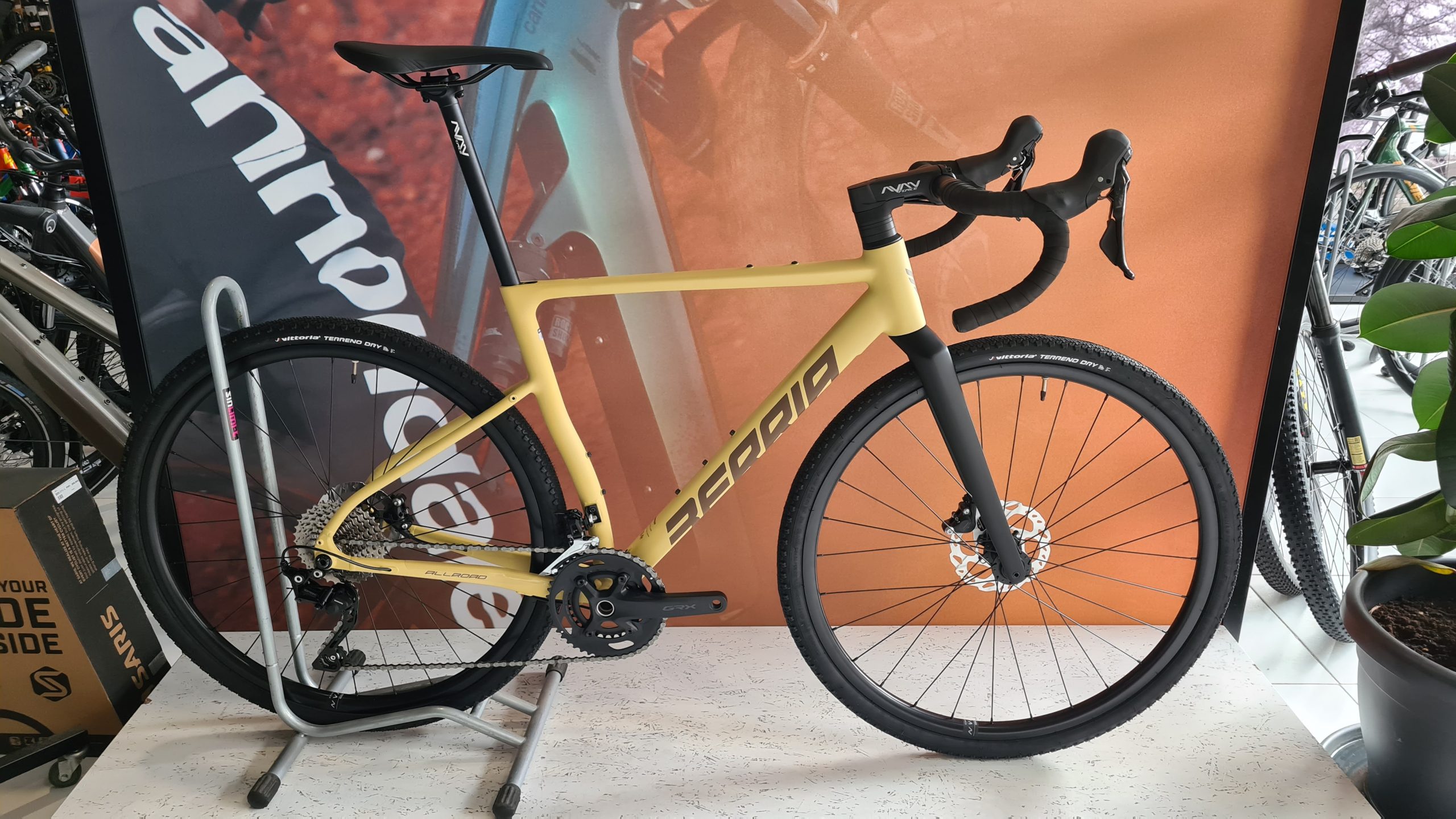 Berria Allroad ADV GRX400. talla M. 1450€