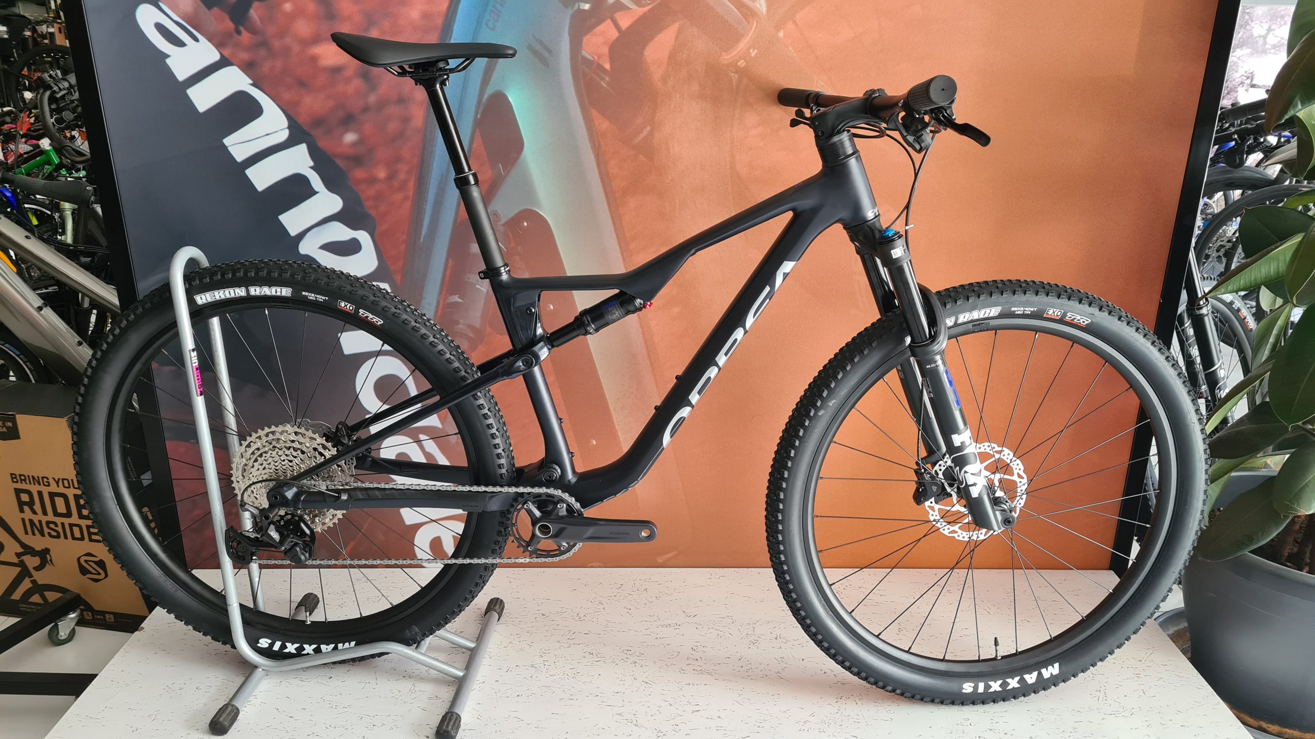 Orbea Oiz H10   ahora 2499€