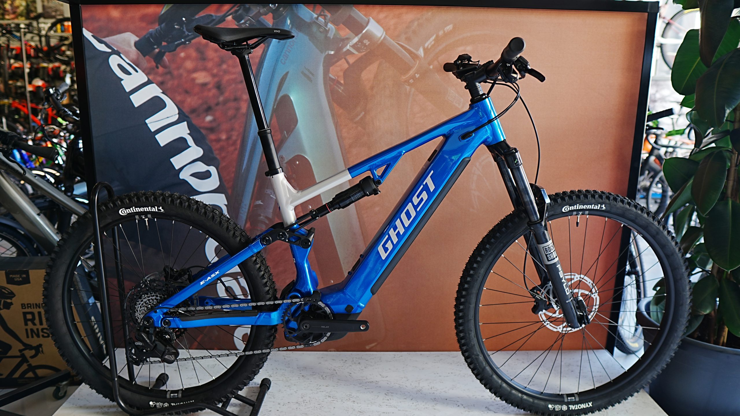 GHOST E-ASX UNIVERSAL    3499€